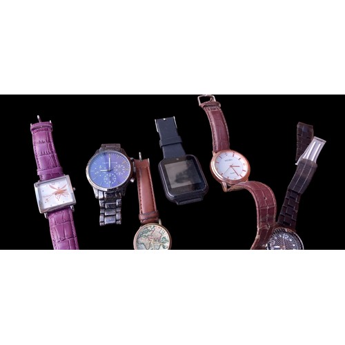 370 - QTY OF WATCHES