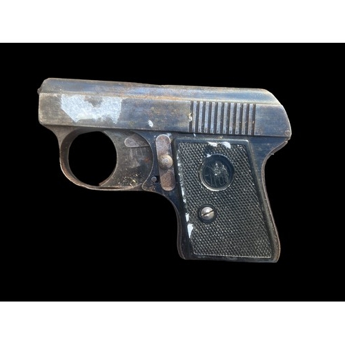 427 - A STARTER PISTOL