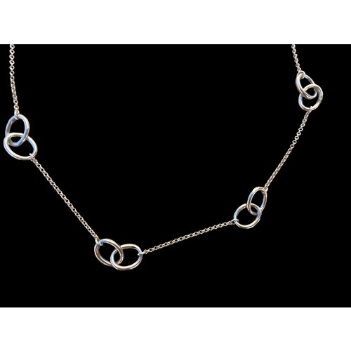 432 - A SILVER ARGENTO LOPP LINK NECKLACE