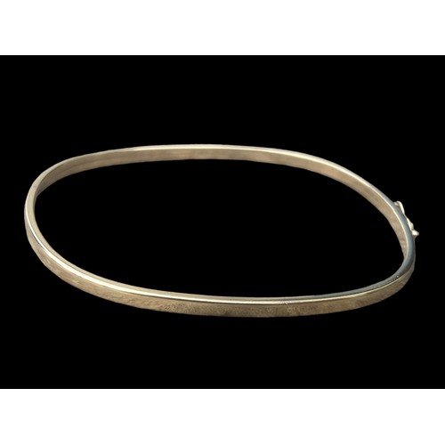 525 - 9ct BANGLE 3.41gms