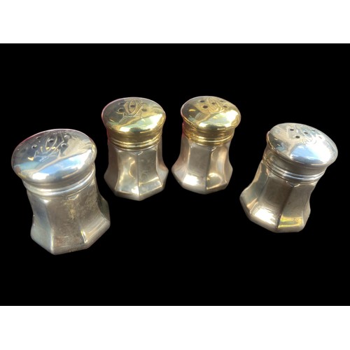 558 - A BEAUTIFUL  CARTIER SET OF 4 SALT AND PEPPER SET IN ITS CASED BOX 1.5