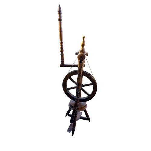 396 - ANTIQUE SPINNING WHEEL