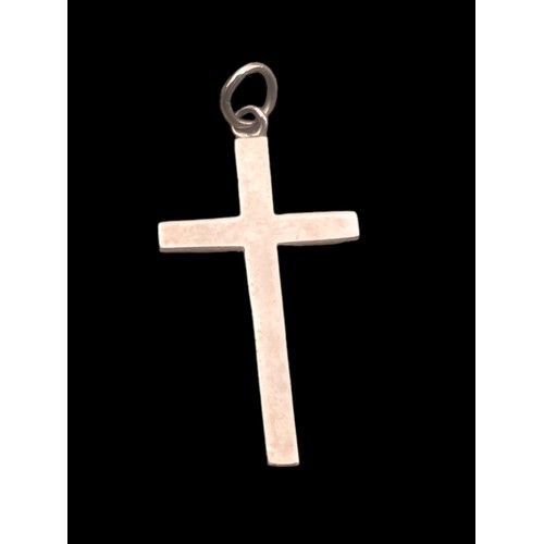 535A - A FULLY HALLMARKED 9CT 375 CROSS 2.19G