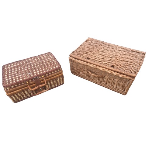 15 - A RETRO PICNIC BASKET AND ANOTHER HAMPER BASKET