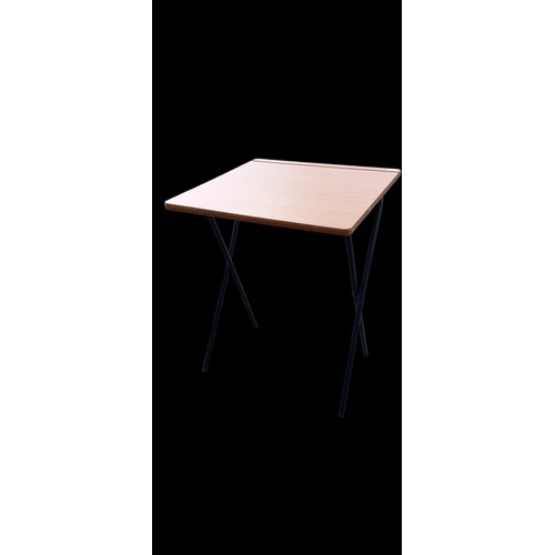 16 - A LOT OF 7 FOLDING DESK/TABLES