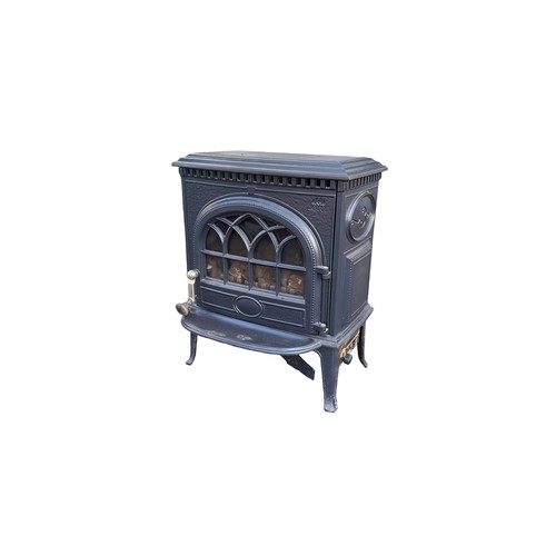 60 - HEAVY CAST IRON GAS STOVE 22x28x17