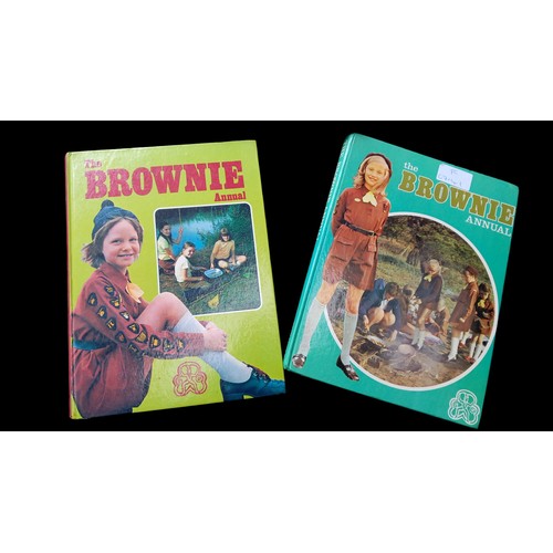 78 - 5 1970's BROWNIE ANNUALS