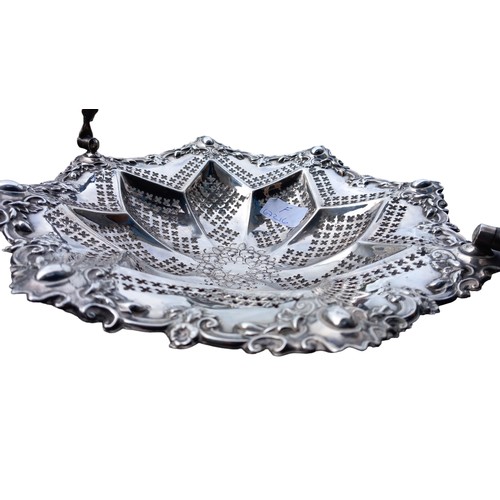 89 - A BEAUTIFUL ORNATE OPENWORK CENTER PIECE WITH FOILAGE HANDLE