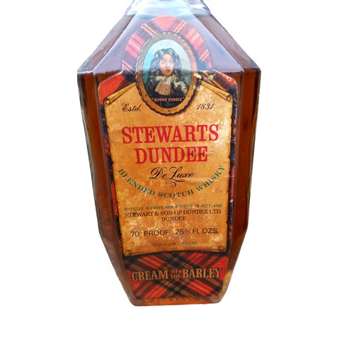 109 - 1970s SCOTCH WHISKY STEWARTS OF DUNDEE CREAM OF THE BARLEY