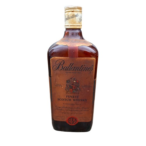 127 - A 1970s BOTTLE OF BALLENTINES FINEST SCOTCH WHISKY