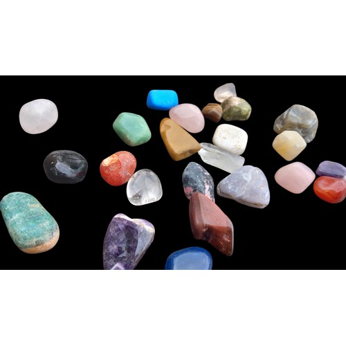 165 - QTY OF SEMI PRECIOUS STONES