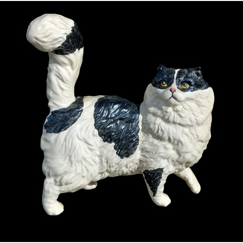 186 - BLACK AND WHIT ROYAL DOULTON CAT