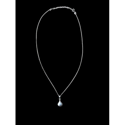 191 - A SILVER DROP PENDANT ON A SILVER CHAIN