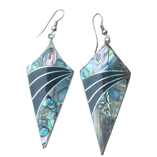 221 - A PAIR OF LARGE KITE SHAPED ABOLONE SHELL EARRINGS IN MEXICAN SILVER