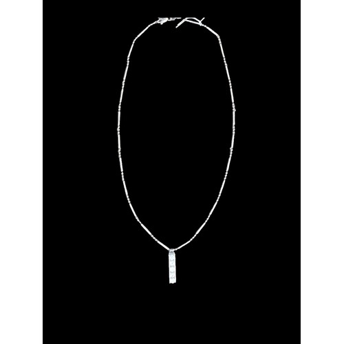 540 - AN 18ct WHITE GOLD HAND MADE RECTANGULAR DROP 5 DIAMOND PENDANT (APPROX 1ct) ON A 16