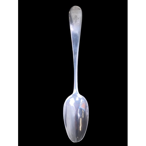 541B - A LARGE IRISH SILVER SPOON CIRCA 1790 BY SAMUAL NEVILLE