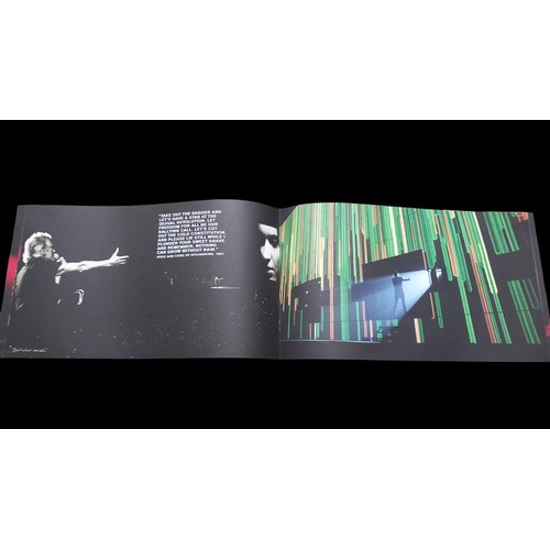 148 - PINK FLOYD THE WALL BOOKLET