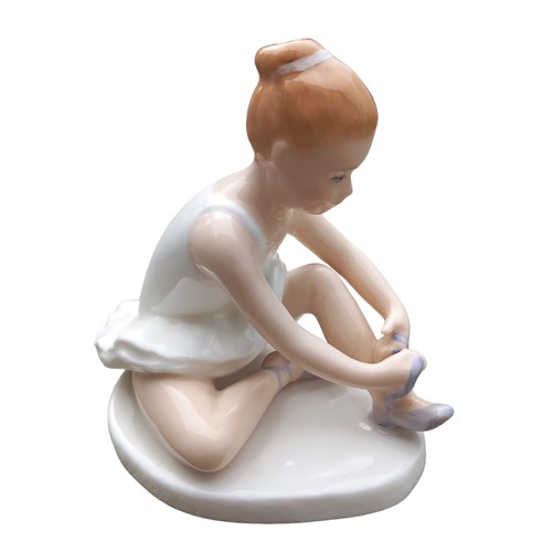 198 - ROYAL DOULTON BALLET SHOES HN 3434