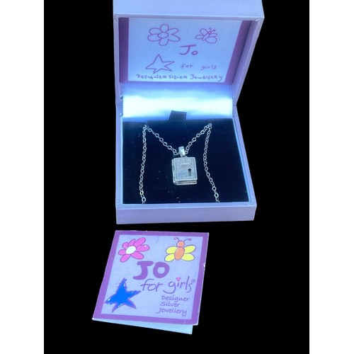 205 - A SILVER LOCKET IN THE FORM OF A DAIRY ON A SILVER CHAIN BY JO FOR GIRLS DESIGNER SILVER JEWELLERY