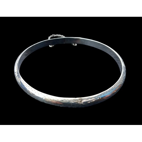 277 - SILVER BANGLE