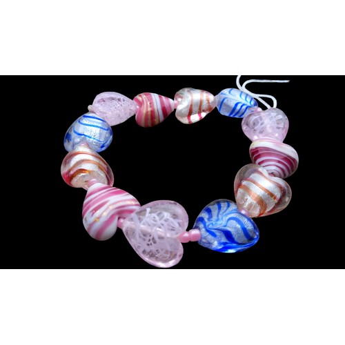 447 - A NORANO GLASS HEARTS BRACELET