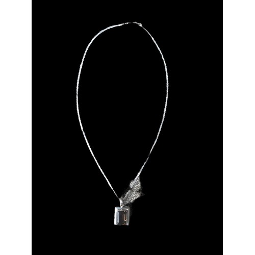 450 - A LARGE STUNNING DESIGNER STYLE SILVER SMOKEY QUARTZ PENDANT WITH A STUNNING ORNATE LINK CHAIN