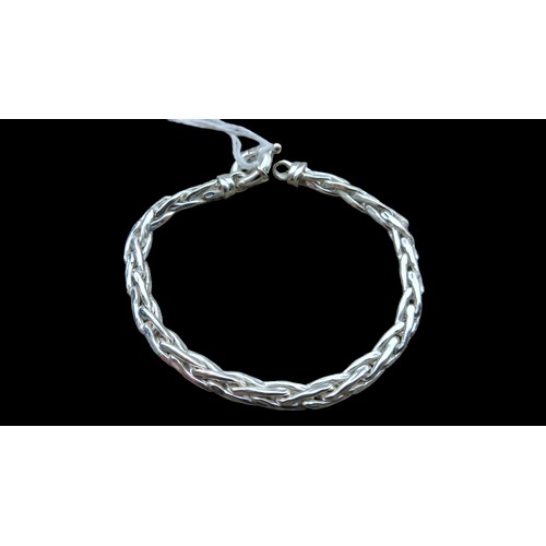 453 - A FANCY LINK SILVER BRACELET