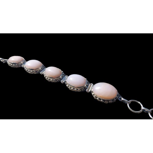 490 - A ROSE QUARTZ SILVER BRACELET