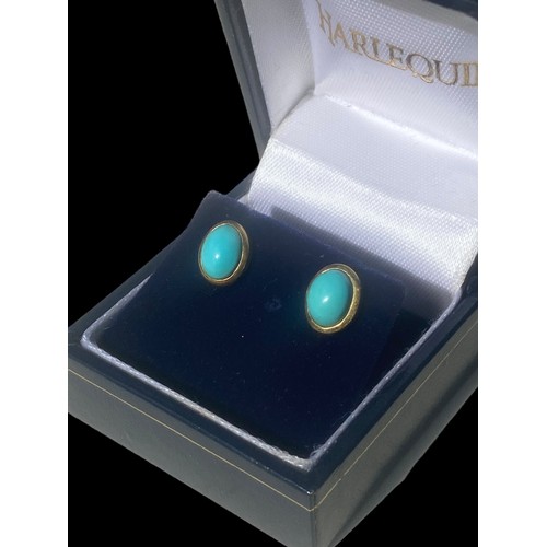 551 - A BEAUTIFUL PAIR OF 18ct GOLD TURQUOISE EARRINGS