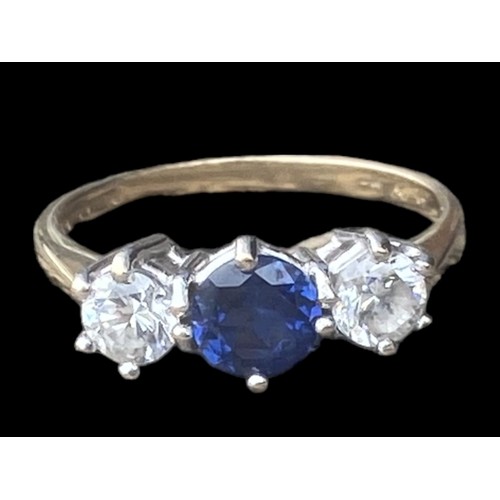 568 - 14ct GOLD WHITE AND BLUE SAPPHIRE STYLE RING