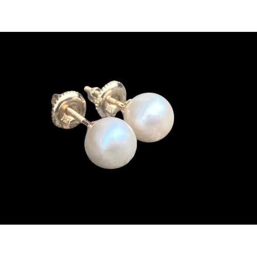 586 - A PAIR OFG 14ct PEARL (6mm) STUD EARRINGS FANCY FLOWER / RUBBED MOUNT SCREW BACK