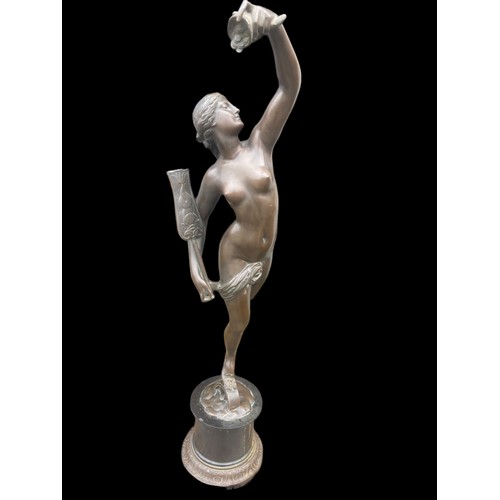 615 - A 19ct BRONZE LADY 27