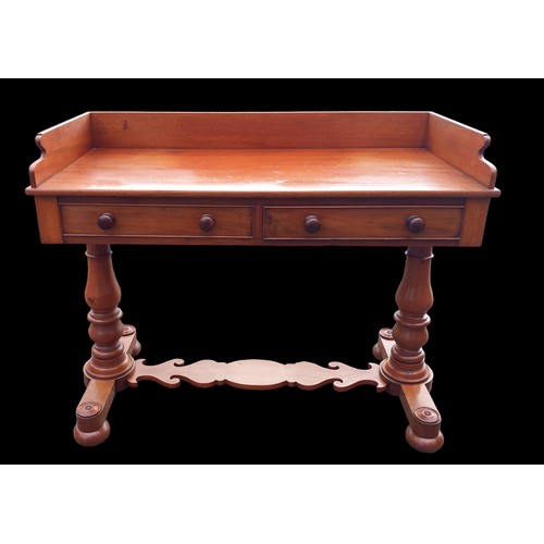 632 - A BEAUTIFUL VICTORIAN GALLERY BACKED TABLE WITH AN ORNATE STRECHER BASE