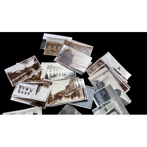 635 - LOT OF 1940-50s BLACK AND WHITE POSTCARDS