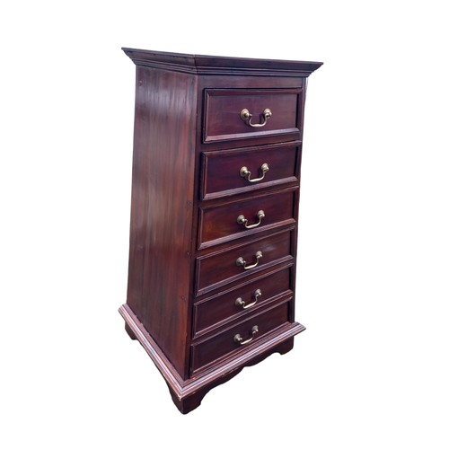 651 - A SOLID MODERN MAHOGANY 6 DRAWER MID CHEST 16X15X46.5