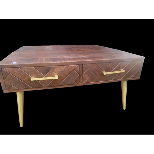 629 - A DOUBLE SIDED 2 DRAWER COFFEE TABLE ON A GILT LEG