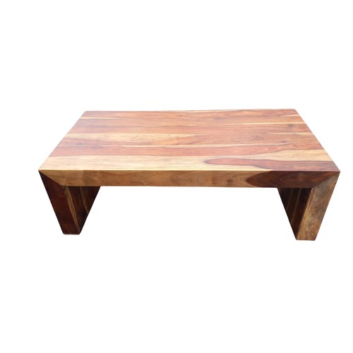 664 - A MEXICAN PINE QUALITY COFFEE TABLE