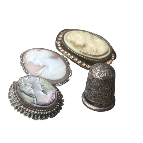 275C - SILVER THIMBLE, 2 SILVER RIMMED CAMEOS AND GEM SET CAMEO