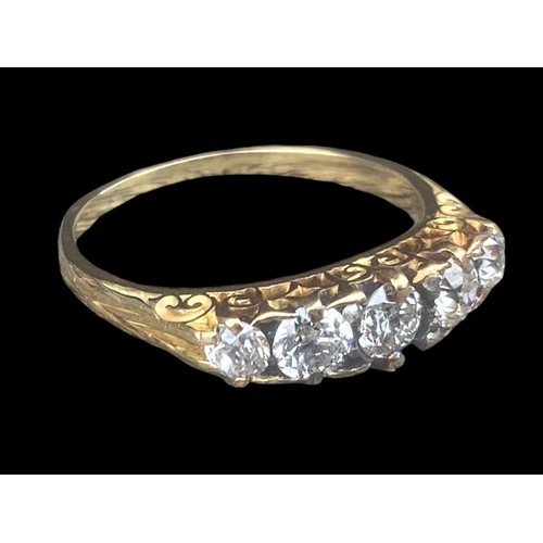 575B - 18ct yellow gold 5 stone diamond ring in claw setting size n 3.12gms