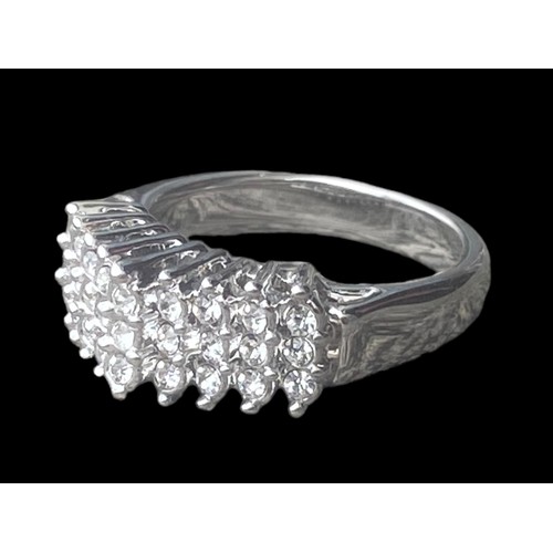 576D - 18ct GOLD DIAMOND SET RING SIZE I 5.13gms