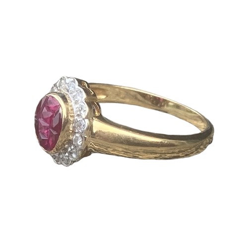 576B - YELLOW GOLD RUBY AND DIAMOND RING SIZE N 3.33gms