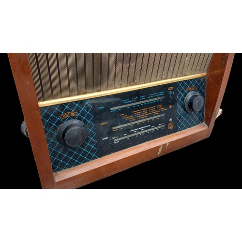 36 - AN OLD MURPHY VALVE RADIO