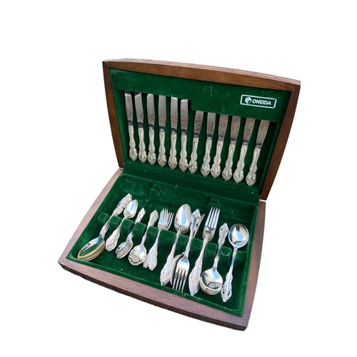 84 - AN ORNATE good quality oneida CANTEEN OF CUTLERY