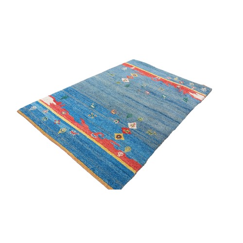 105 - A WOOLEN PATTERNED RUG 50x75