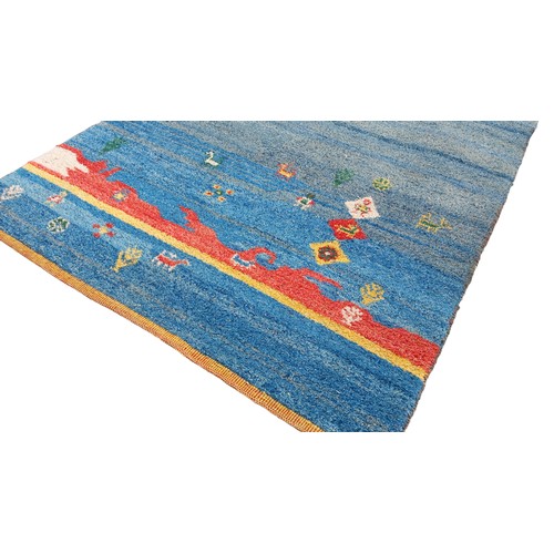 105 - A WOOLEN PATTERNED RUG 50x75