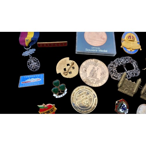 214 - INTERESTING LOT OF MEDALS,BADGE COINS ETC