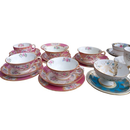 164 - AN ASSORTED LOT OF COLLECTABLE CUPS AND SAUCERS