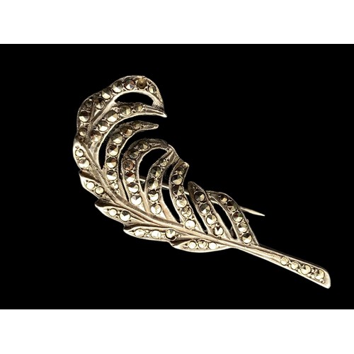 222 - A SILVER & MARCASITE FEATHER BROOCH