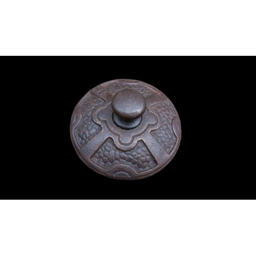 279 - A BRONZE LID/PAPERWEIGHT