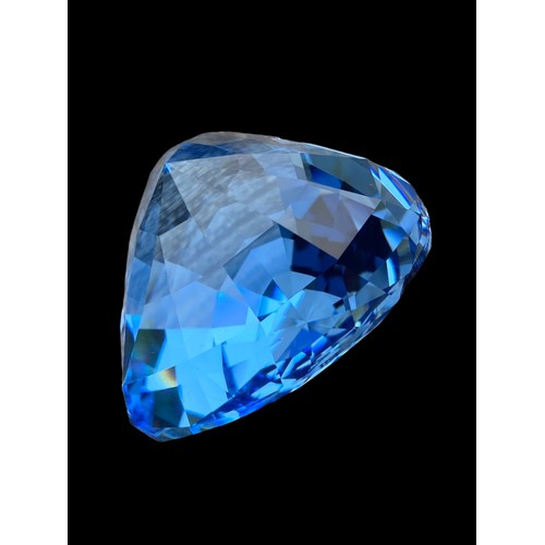 417 - A  SWAROVSKI  CRYSTAL BLUE HEART IN PRESENTATION CASE AND PAPERS